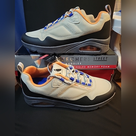 Skechers Men's Uno - Maverick Gorpcore Sneakers Air Cooled Memory Foam Size 10.5